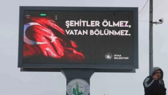 Şehitler Ölmez, Vatan Bölünmez